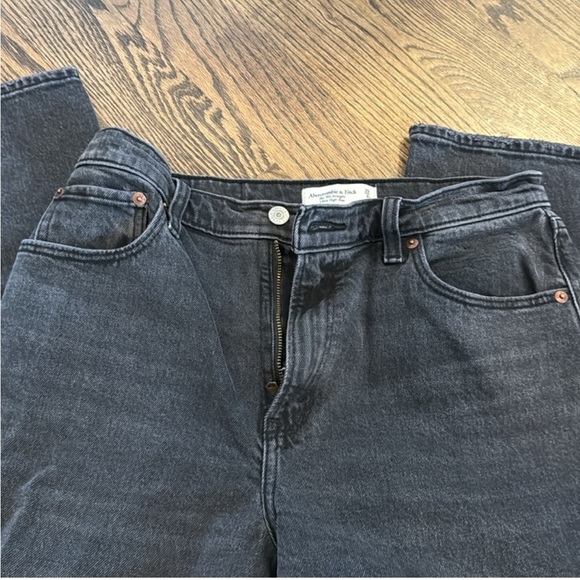 Curve Love Ultra High Rise 90s Straight Jean Size 8s - Picture 4 of 4